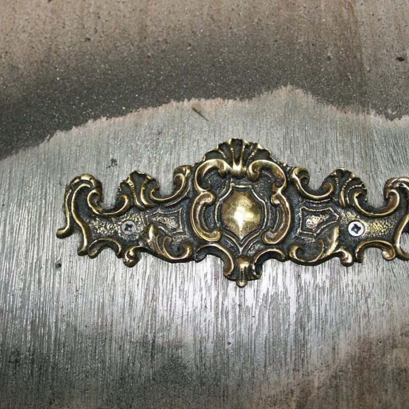 Polimento de Ferragens
